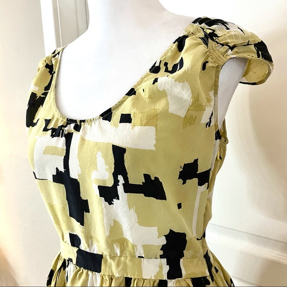 Joie 100% silk abstract pattern dress - Picture 4 of 6